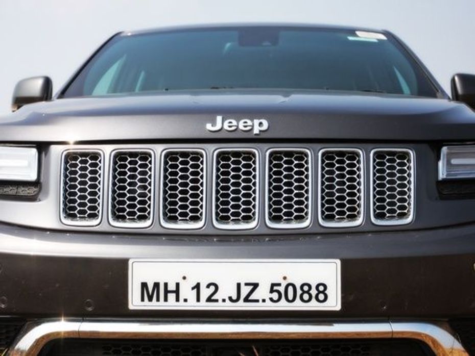 2013 Jeep Grand Cherokee Grille