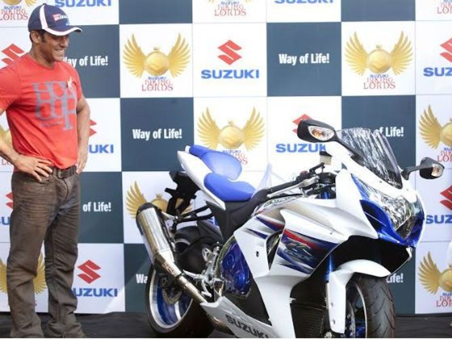 Salman Khan poses with the Suzuki GSXR1000F