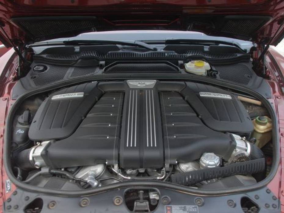 Bentley Continental GT Speed engine