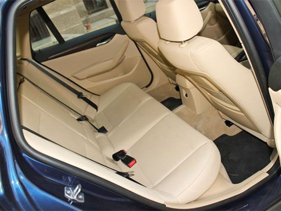 2013 BMW X1 sDrive20d rear passenger seating