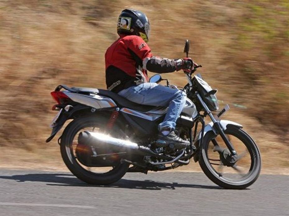 Mahindra Pantero ride