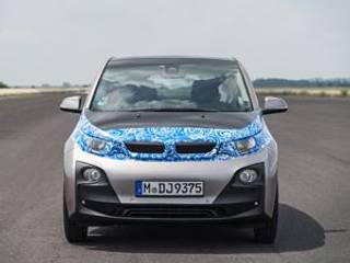 BMW i3 to be world's first fully networked electric car