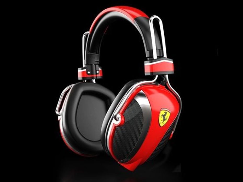 Ferrari Scuderia P200 headphone by Logic3