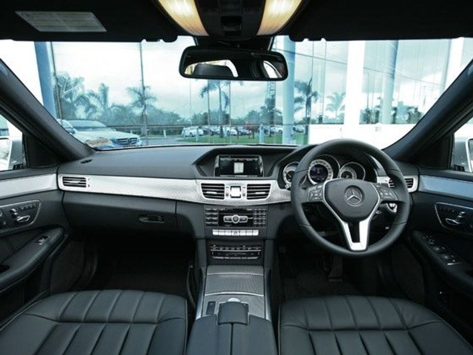 2013 Mercedes-Benz E-Class drive interiors front