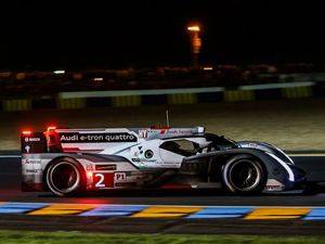 Audi R18 etrons maintain lead 6 hours into Le Mans race - ZigWheels