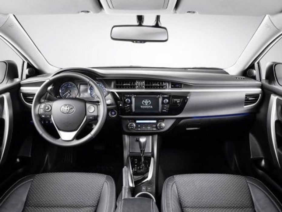 New Toyota Corolla (European spec) interior