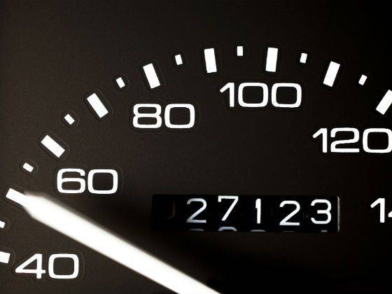 Check whether the odometer has been tampered with Check whether the odometer has been tampered with
