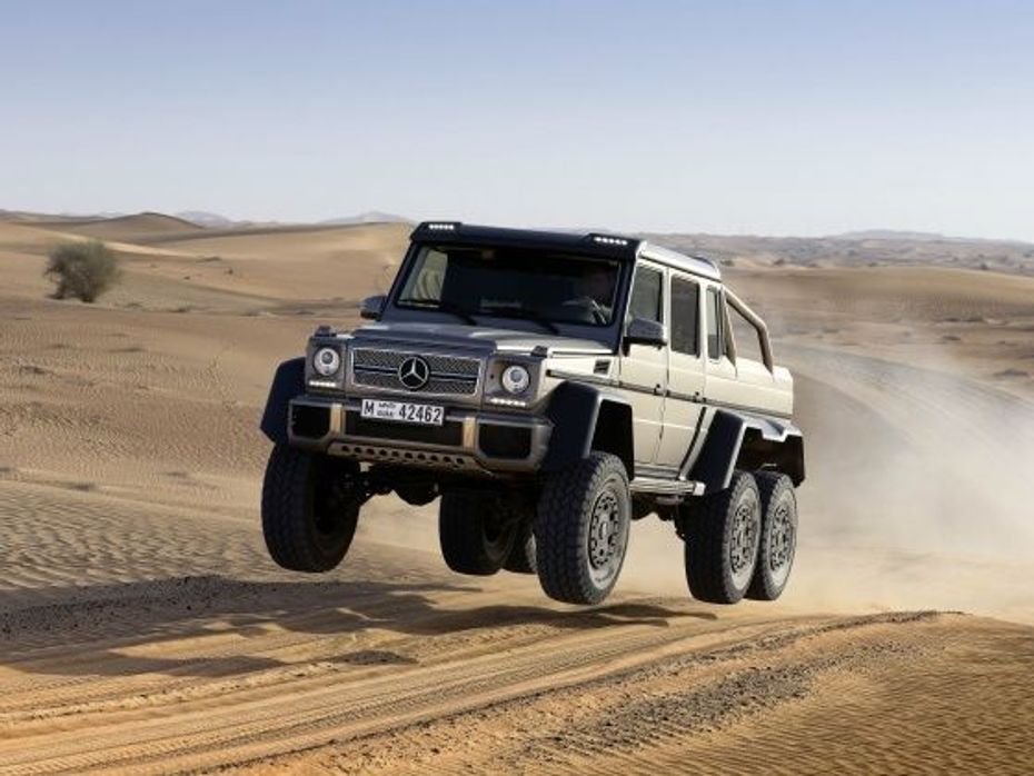 G63 AMG 6x6 action