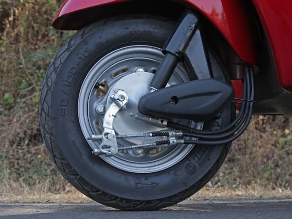 The new Activa gets tubeless tyres as standard