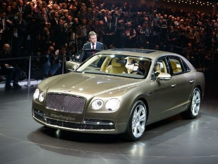 front view of the 2013 Bentley Flying Spur