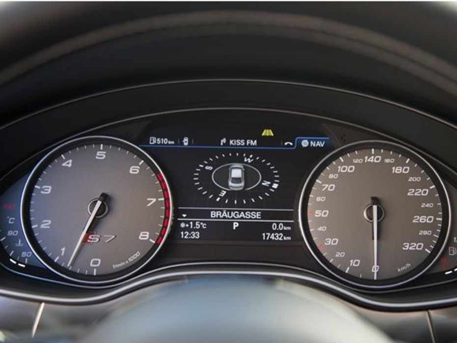 Audi S7 driver display
