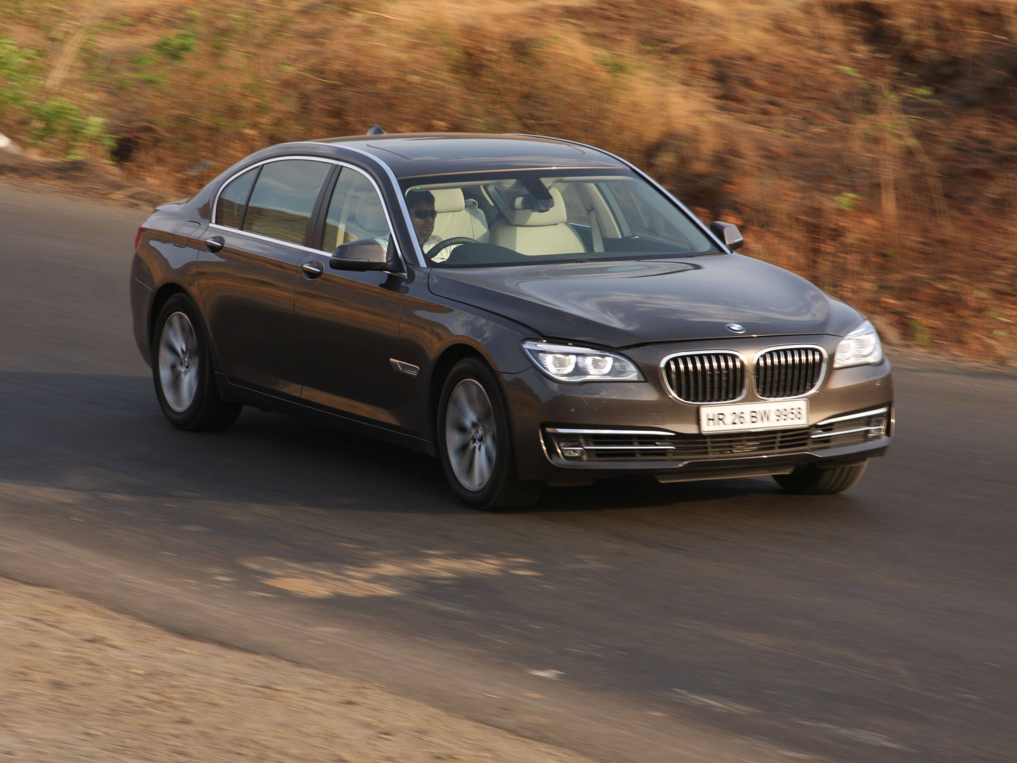 BMW 730 Ld : Road Test - ZigWheels