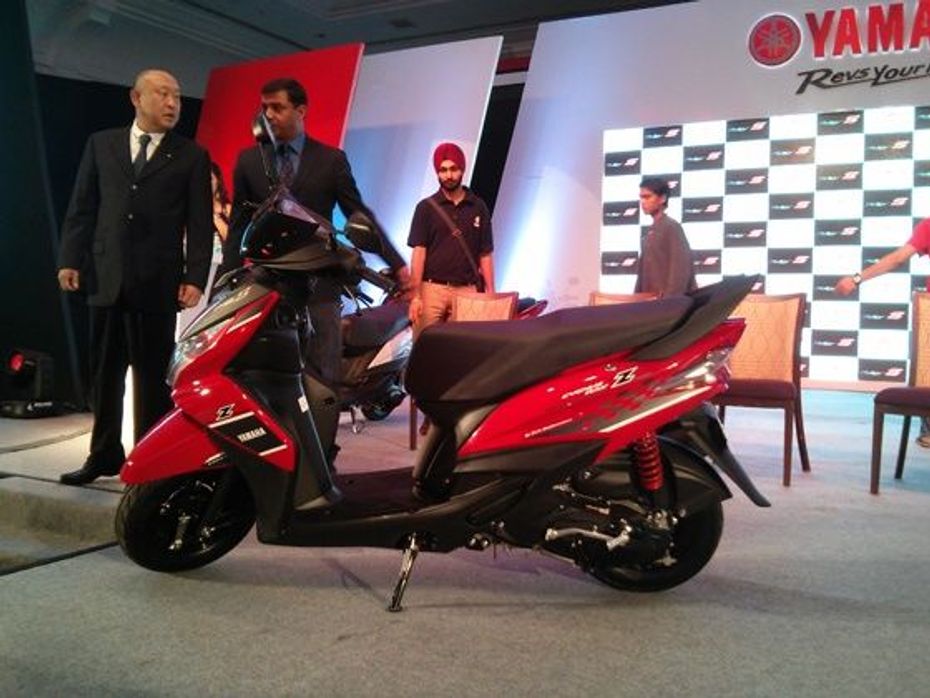 Yamaha Ray Z and SZ-R launched