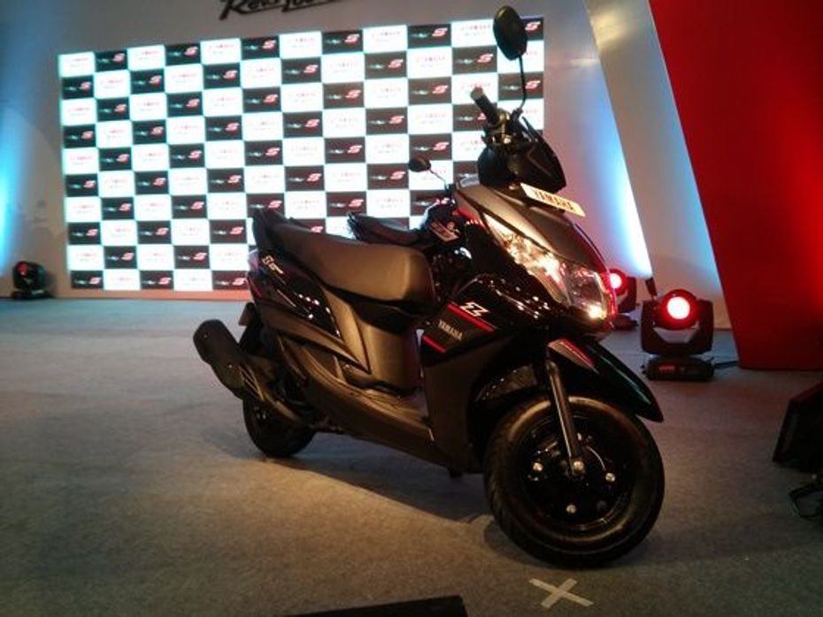 Yamaha Ray Z and SZ-R launched