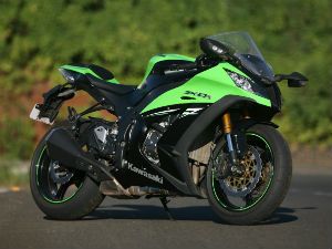 Kawasaki ZX-10R ABS: First Ride - ZigWheels
