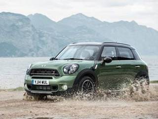 2014 New York Auto Show: Mini Countryman facelift revealed