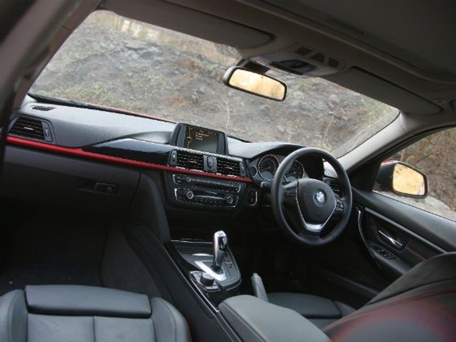 BMW 320d Sportline Interior