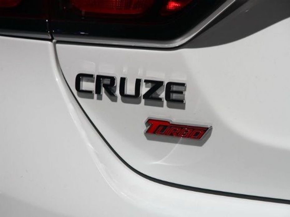 2015 Chevrolet Cruze badge