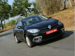 New Renault Fluence vs Skoda Octavia vs Hyundai Elantra: Spec Comparison