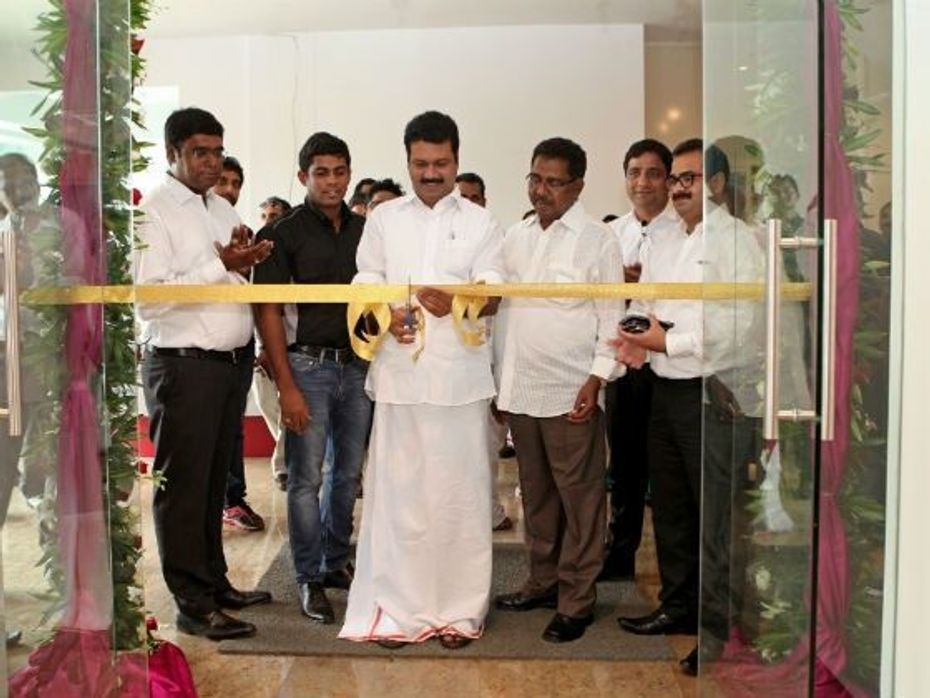 Mayor of Kochi inaugurating the showroom