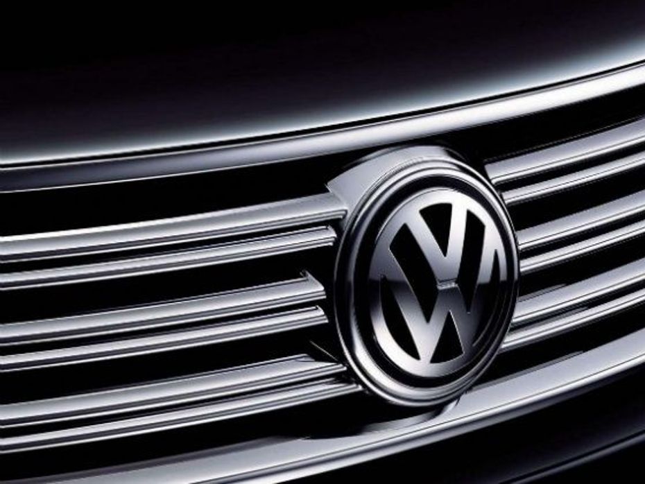 Volkswagen America orders dealers to stop sales of new cars