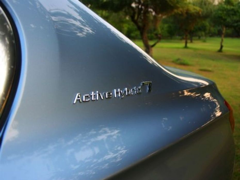 BMW ActiveHybrid 7 badge