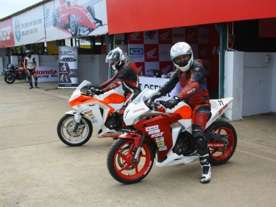Honda CBR250R ride at MMRT, Chennai