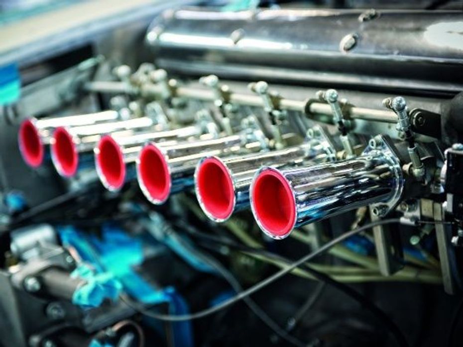 Jaguar E-Type Lightweight engine