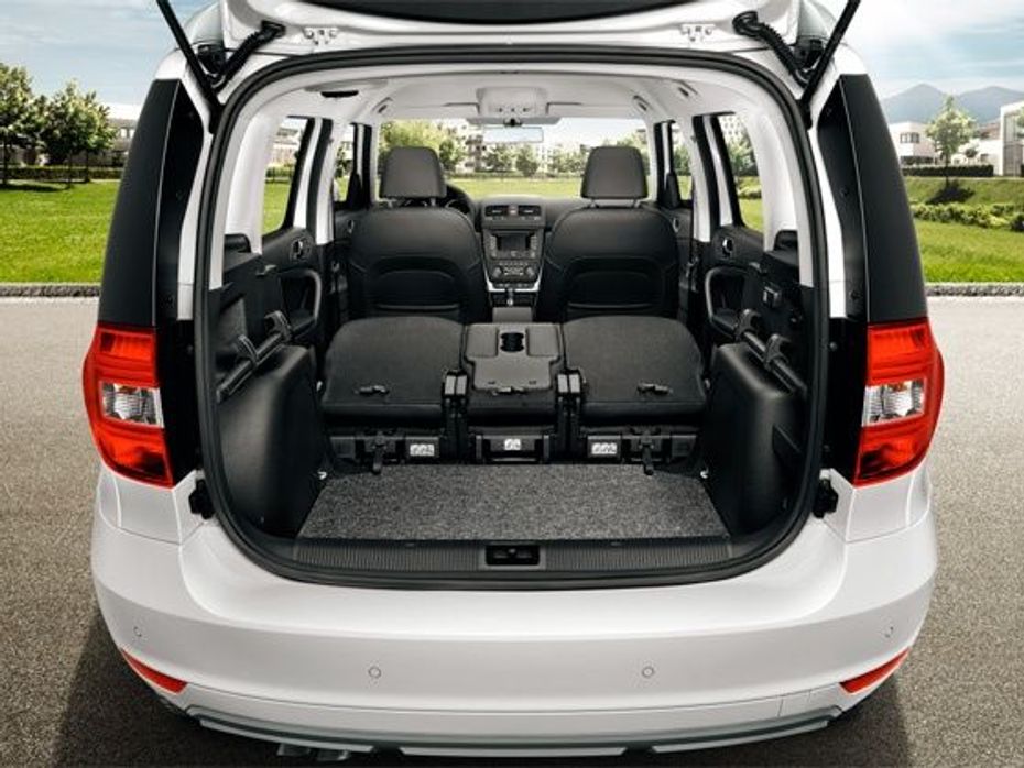Skoda Yeti facelift seating and boot space