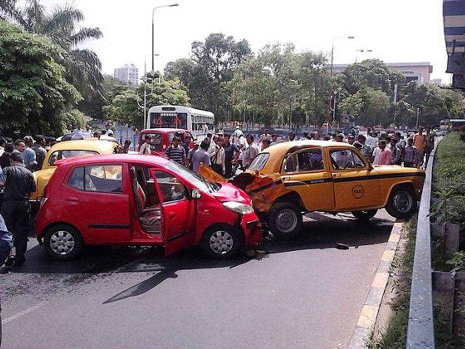 Multiple car crash in India