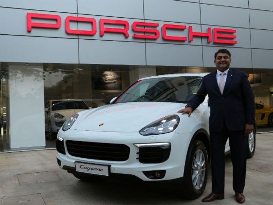 2015 Porsche Cayenne launched in India