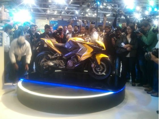 Bajaj Unveils Two 400cc Pulsars At The 14 Indian Auto Expo Zigwheels