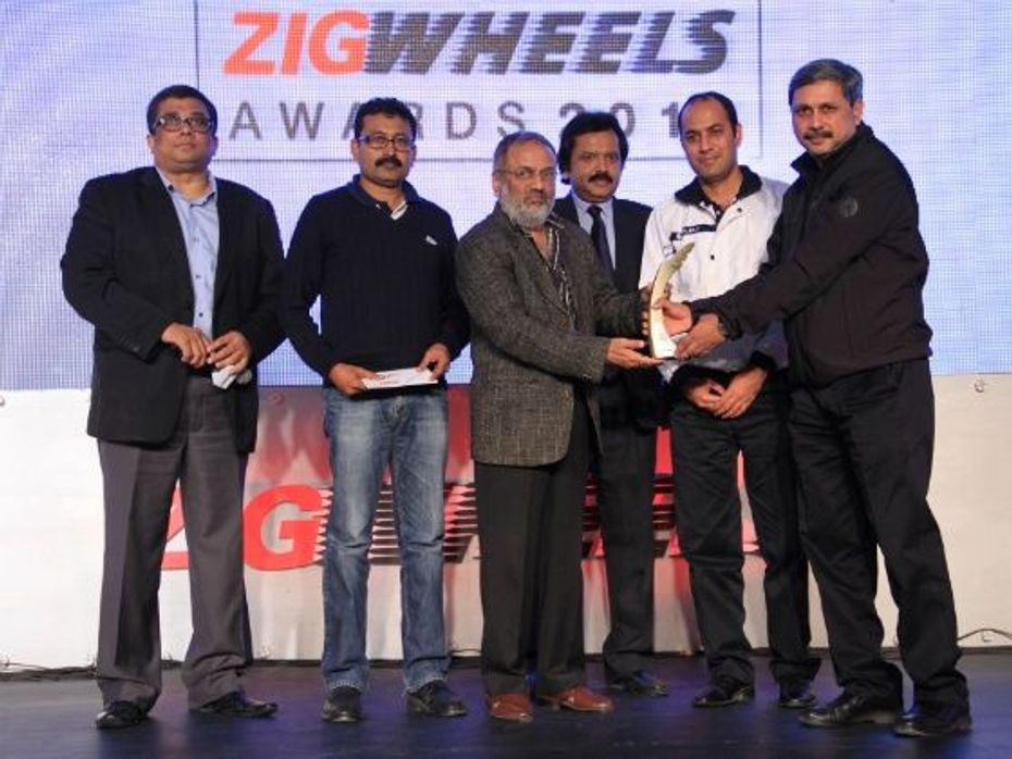 KTM Duke 390 wins the 2013 ET ZigWheels Two Wheeler of the Year award