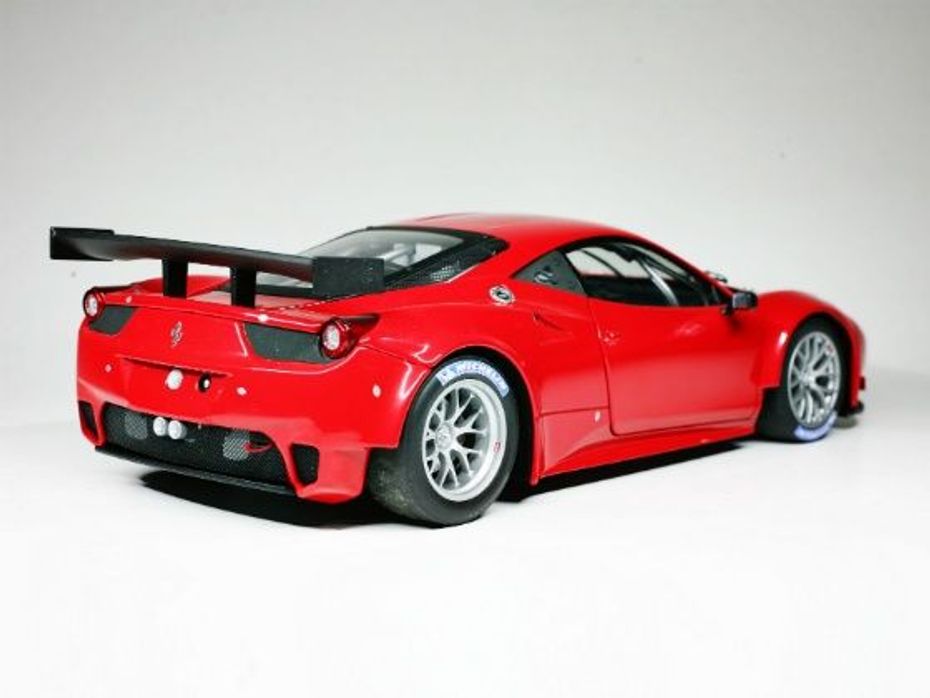 Ferrari 458 GT2 rear