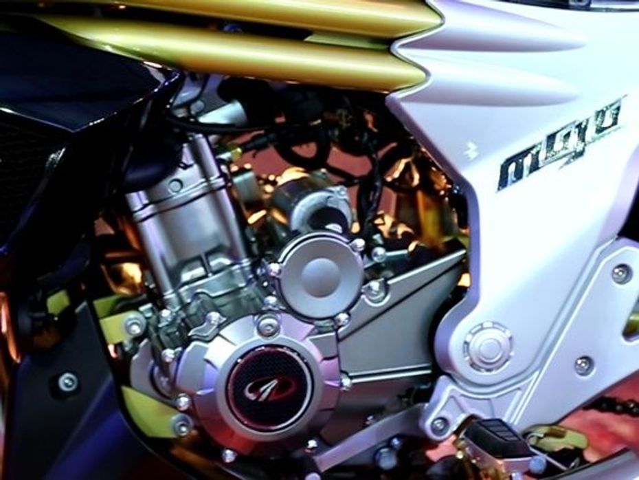 Mahindra Mojo engine