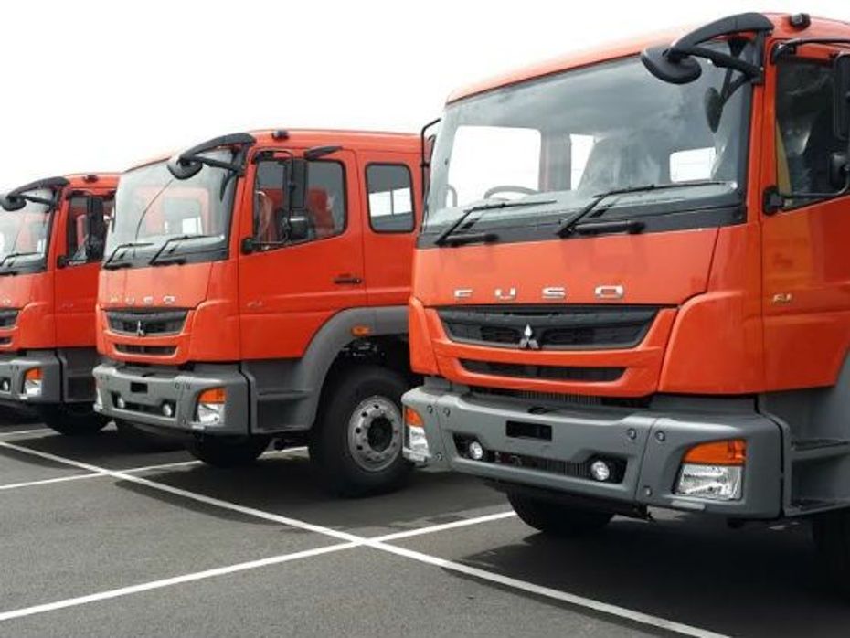 Daimler India begins exporting new Fuso trucks to Indonesia