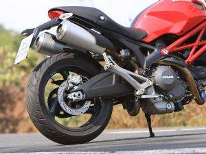 yamaha fz tyre life