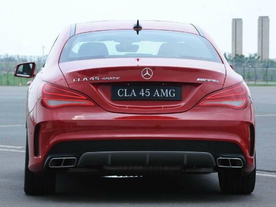 Mercedes Benz Cla 45 Amg Track Review Zigwheels