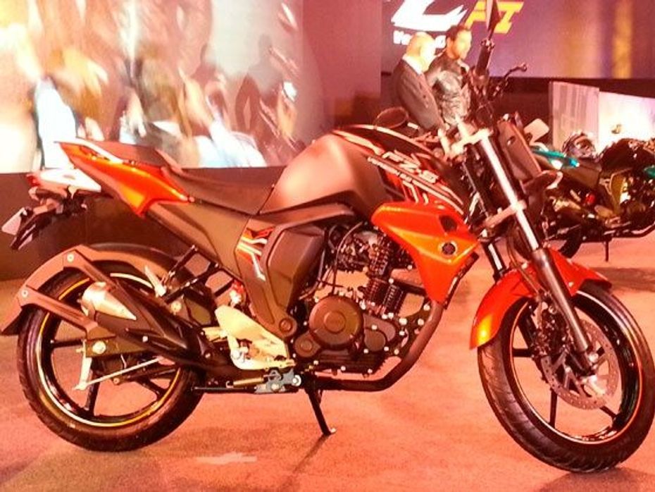 2014 Yamaha FZ-S Version 2.0 launched