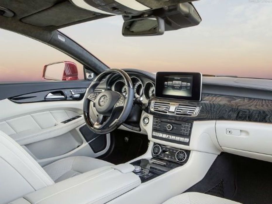 The most noteworthy modification in the interior of the 2015 Mercedes-Benz CLS-Class is the updated Command infotainment system