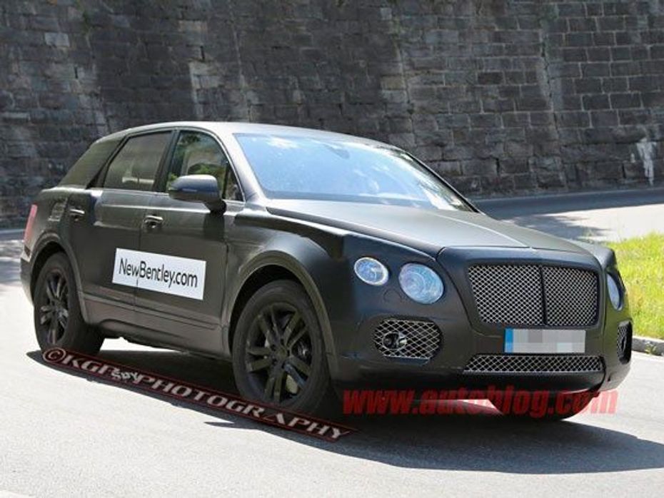 Bentley SUV spied testing in Europe