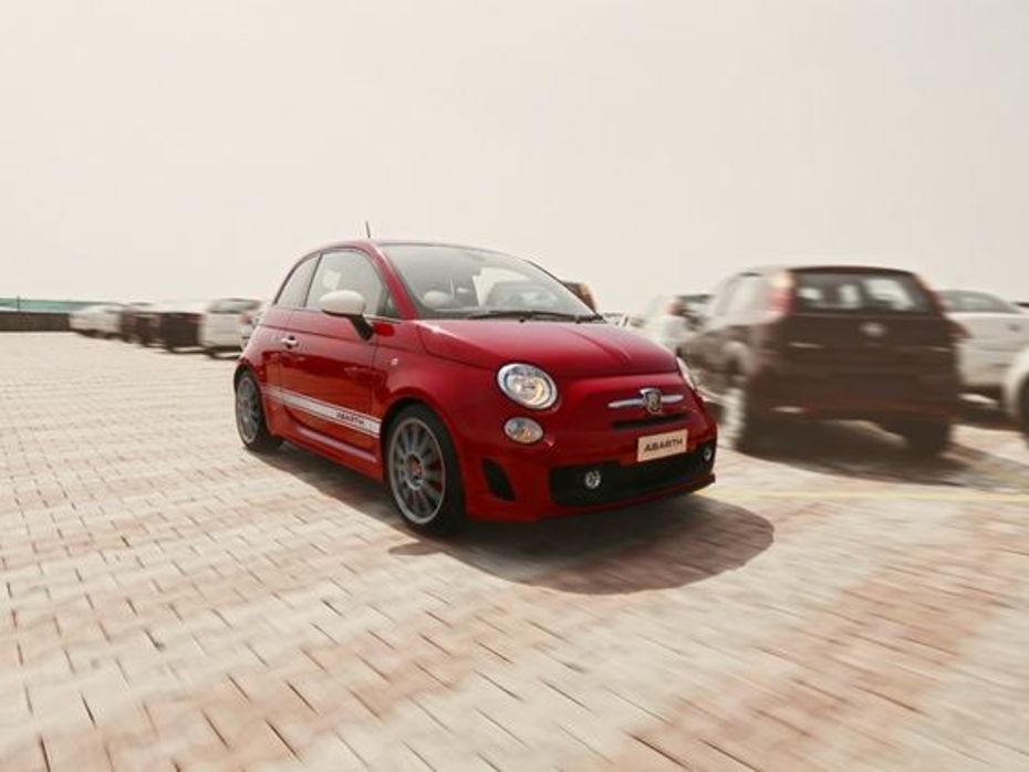 Abarth 500 Essess motion front
