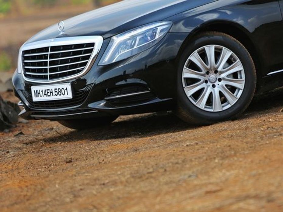 2014 Mercedes-Benz S-Class Review grille and wheel