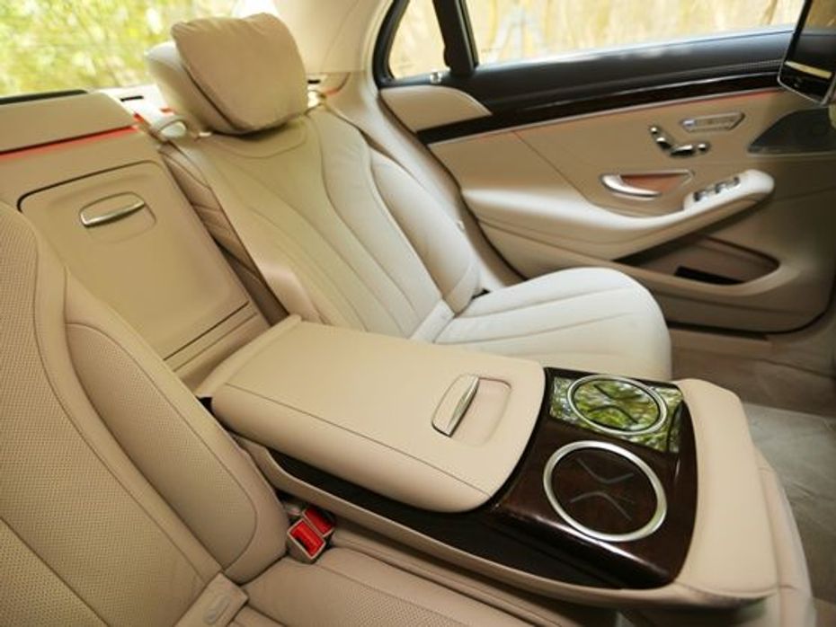 2014 Mercedes-Benz S-Class Review rear seats