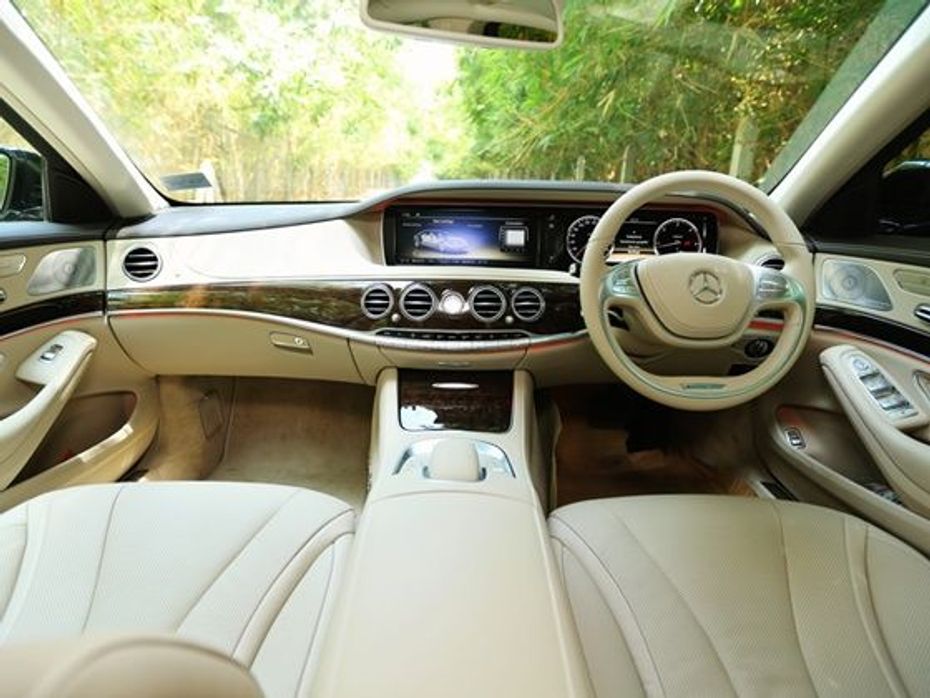 2014 Mercedes-Benz S-Class Review dashboard