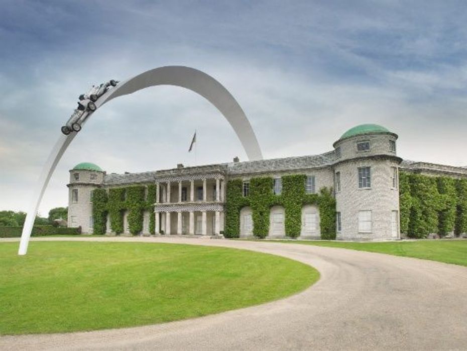 Mercedes-Benz sculpture unveiled at the 2014 Goodwood Festival of Speed 1