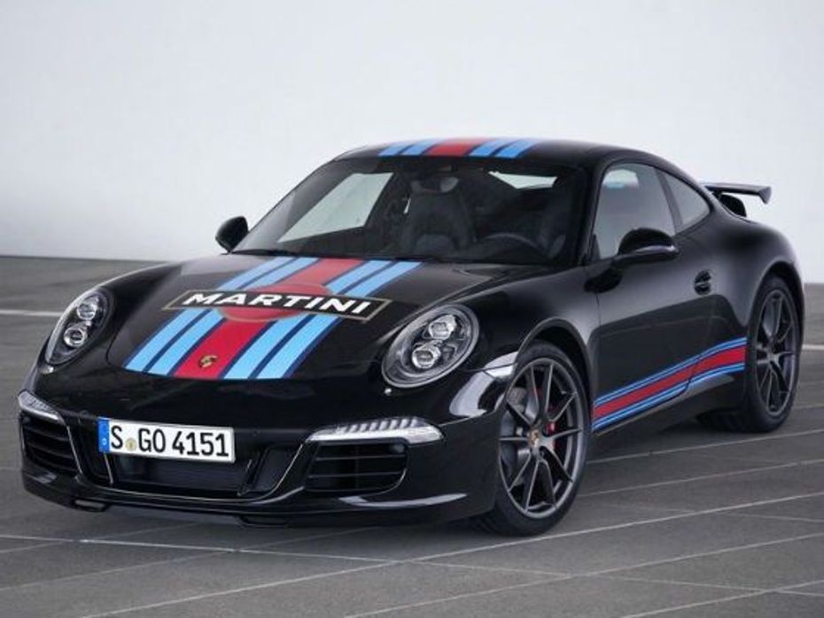 Porsche 911 S Martini Racing Edition is also available in black colour