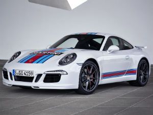 porsche-911-s-martini-racing-
