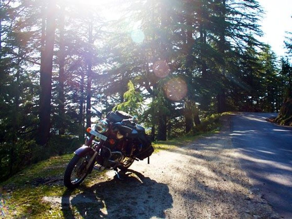 Himachal state roads on RE Classic 500