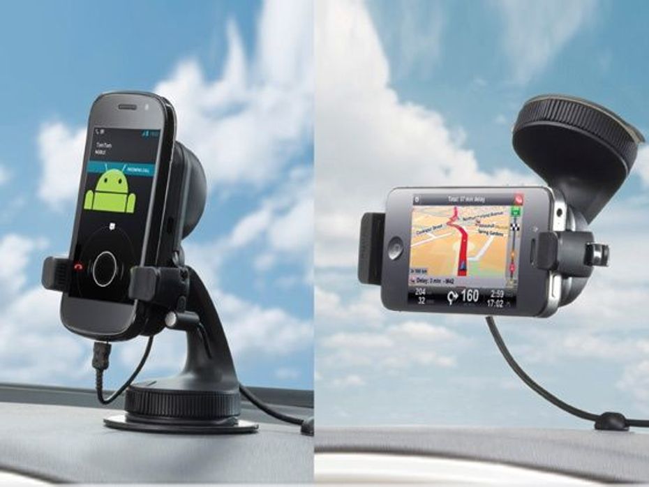 TomTom  in-car phone mounts